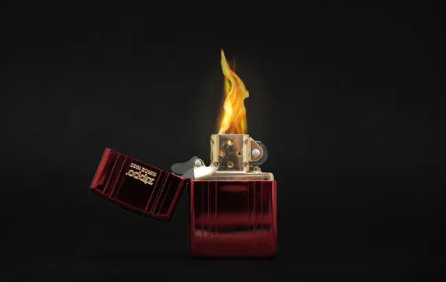 11月1日〜14日 ［Zippo ZR-LtdRD］赤いジッポー ケムール