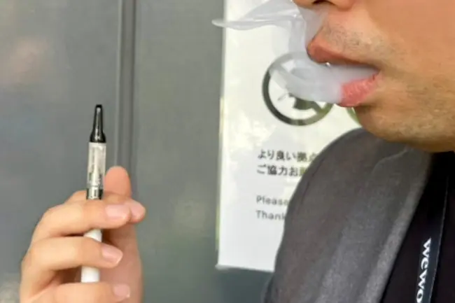 CBDの効果を手軽に得る方法は？VAPEのメリットや吸い方を紹介│ケムール